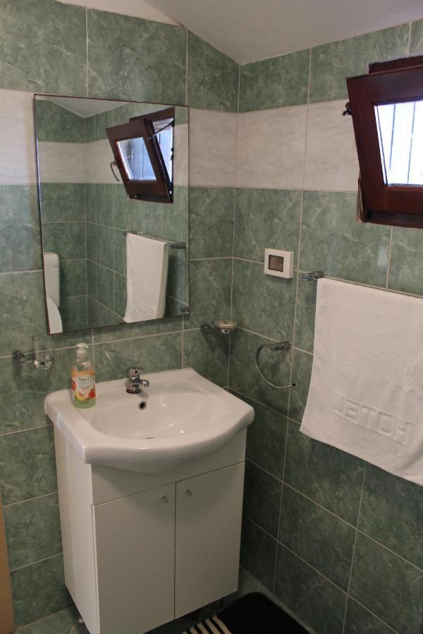 Apartment Sea Galižana Buitenkant foto